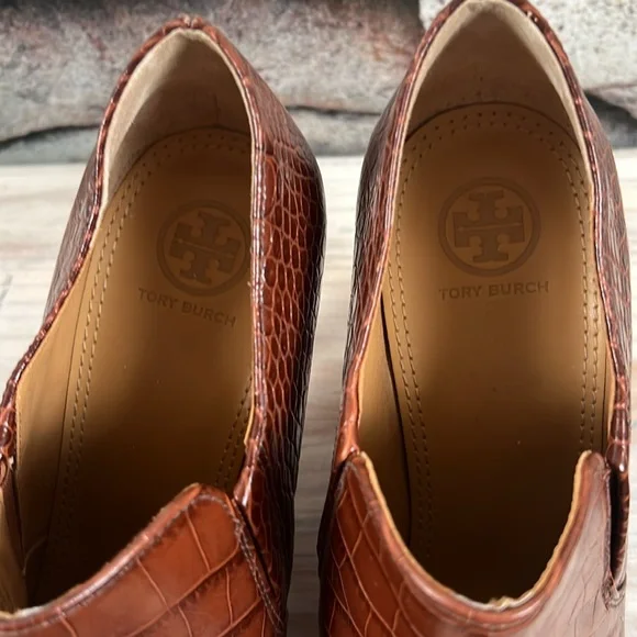 Brown Crocodile Pattern Women's Shoes Tory Burch size 10   S62 - Picture 2 of 4